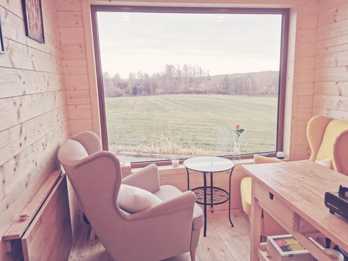 Treehome Tinyhouse Střítež Exterior foto